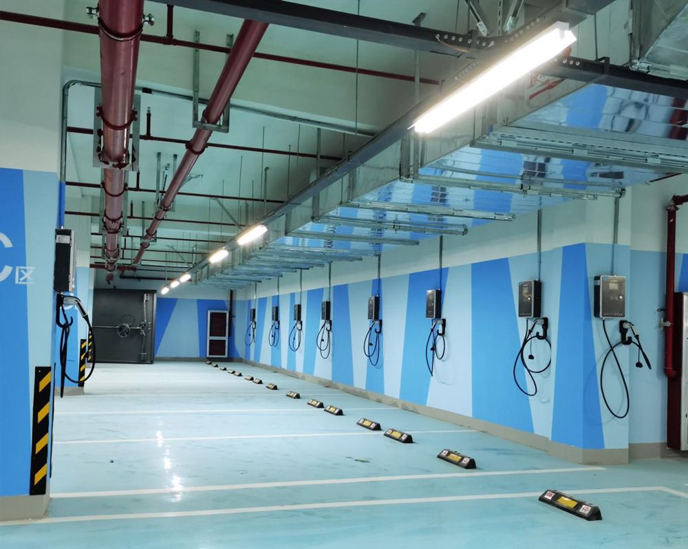 The Scale of GB/T Electric Vehicle Charging Stations in the Middle East The deployment of GB/T electric vehicle charging stations is picking up pace across the Middle East. Countries like the UAE, Saudi Arabia, Qatar, and Kuwait have already started to embrace this technology, with governments and private enterprises actively working to expand the charging infrastructure.