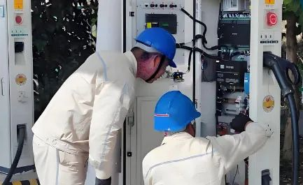 EV Fast Charger Station EV Fast Charger Station support multiple charging interface standards such as CCS2, Chademo, and Gbt.